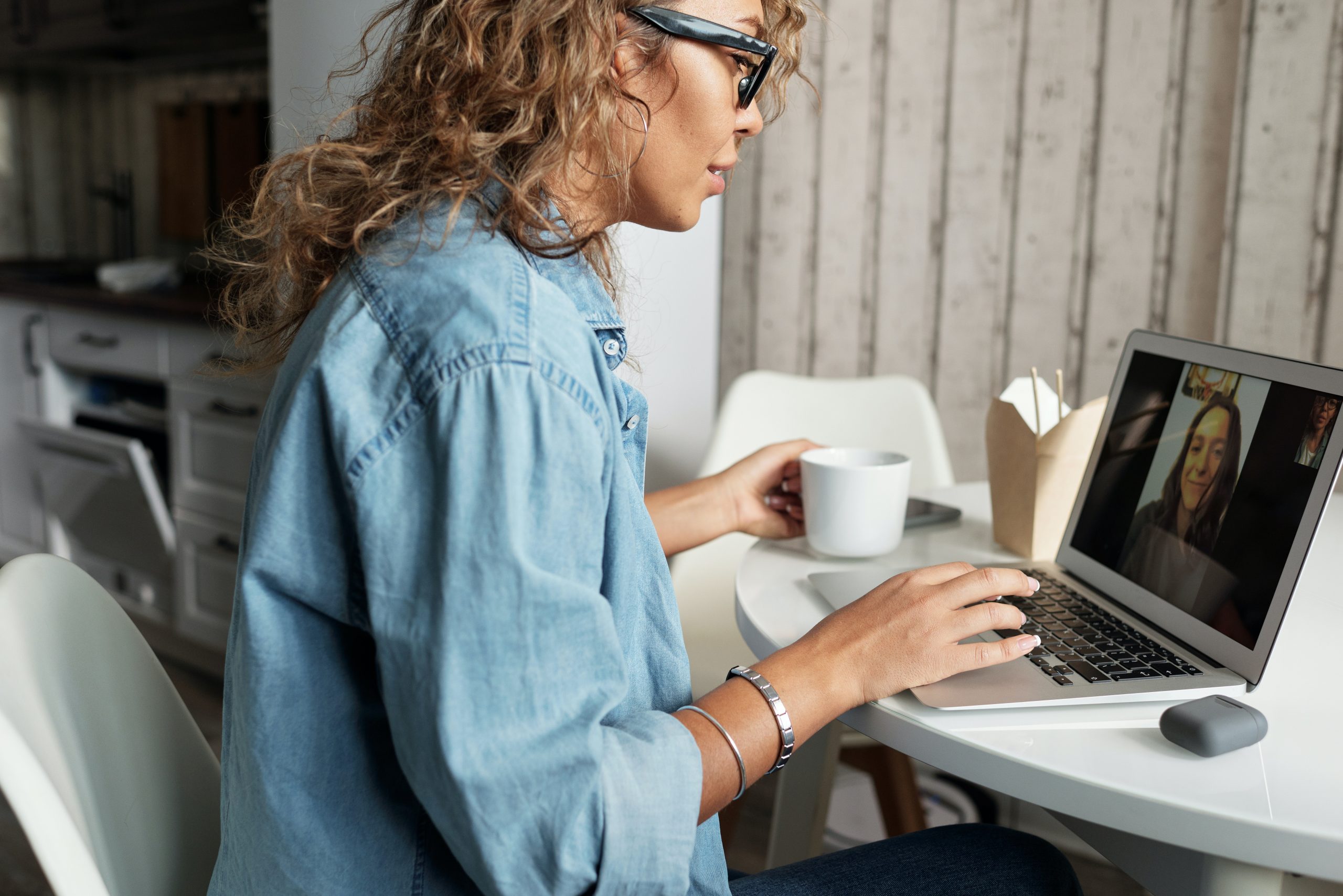 How to maintain customer service in challenging times